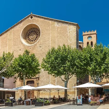 Sleeps 4 Air Con Pollenca